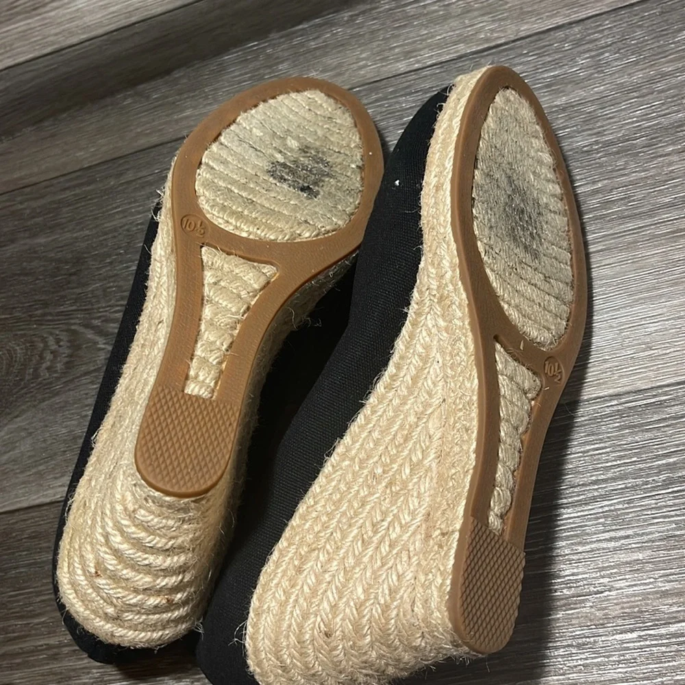J Crew woman’s platform size 10.5 (n7)